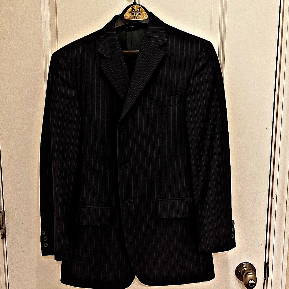 BANANA REPUBLIC 38S SUIT NAVY PINSTRIPE SINGLE VENT 100% WOOL 30/30 PANTS